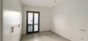 Enrique de las Marinas, 43