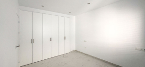 Enrique de las Marinas, 43